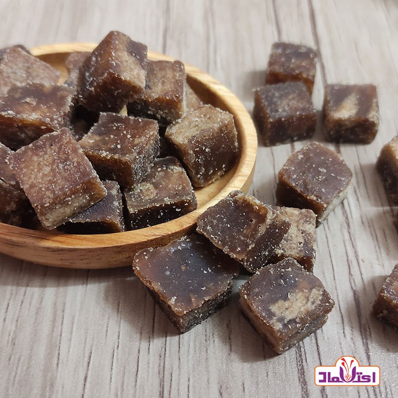 قند نیشکر 500 گرمی اعتماد نرم و تازه(قند قهوه ای)(قند)