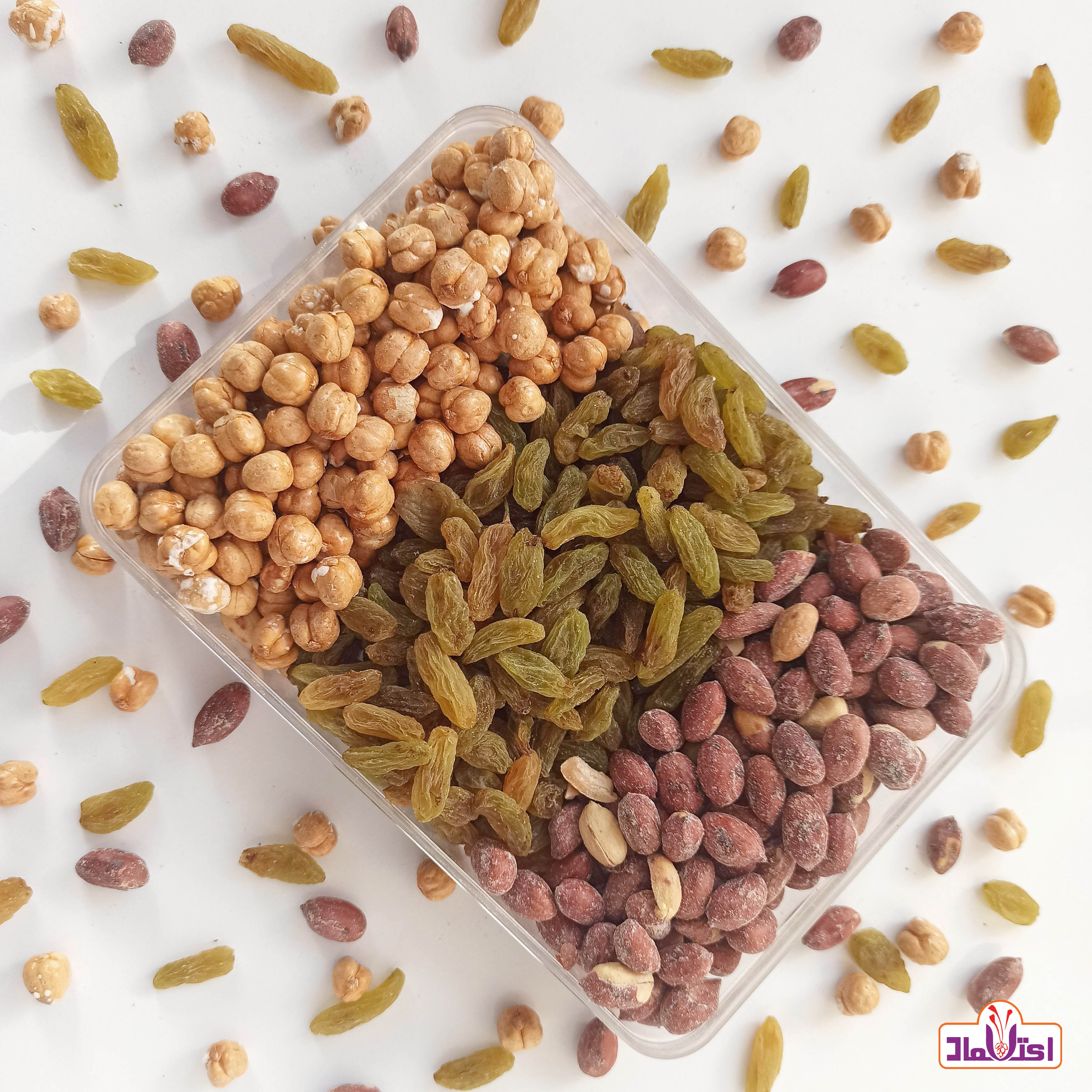 نخود چی کشمش بادام زمینی 500 گرمی اعتماد تازه و اعلا