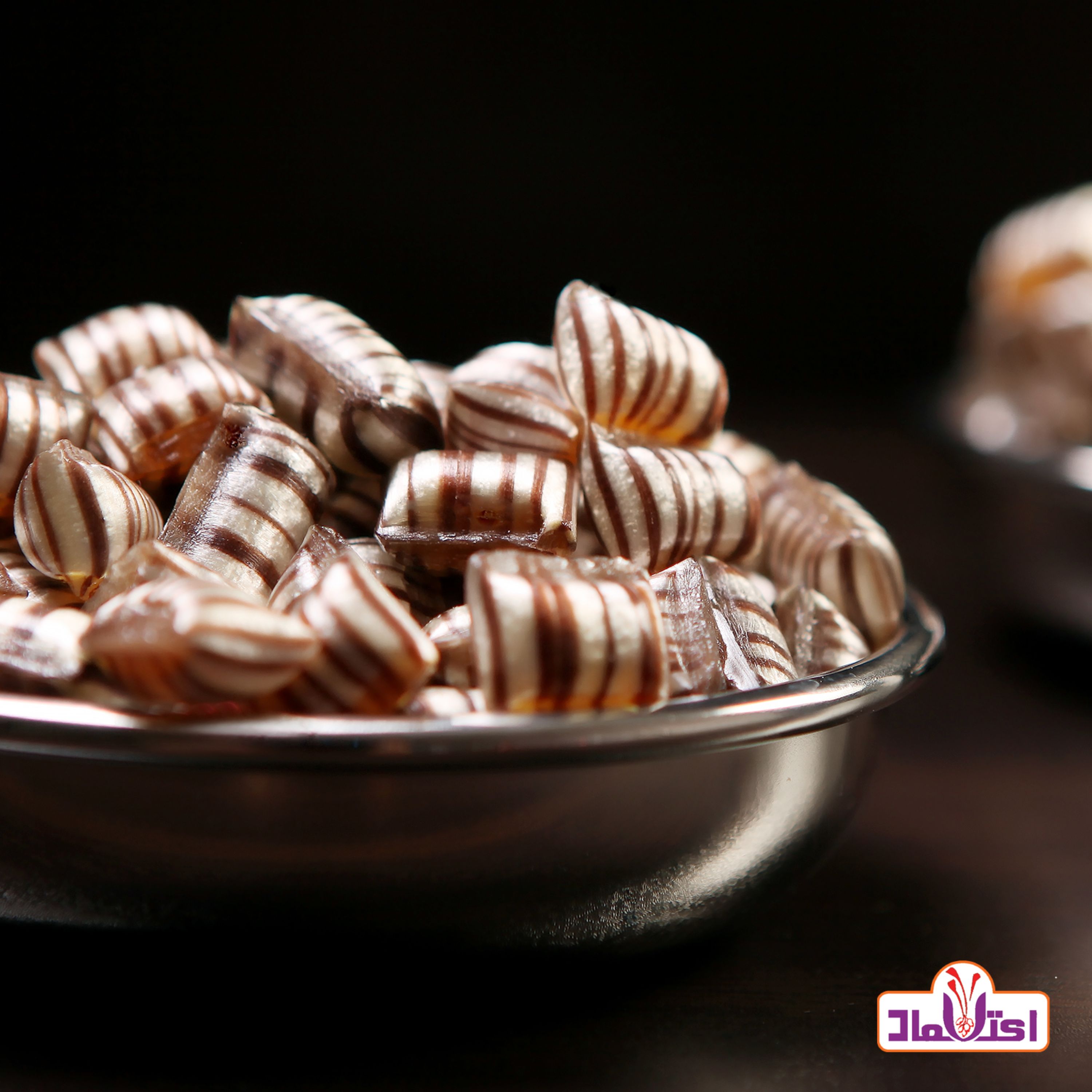 آبنبات اطلسی اعلا یک کیلویی اعتماد کاکائویی و تازه
