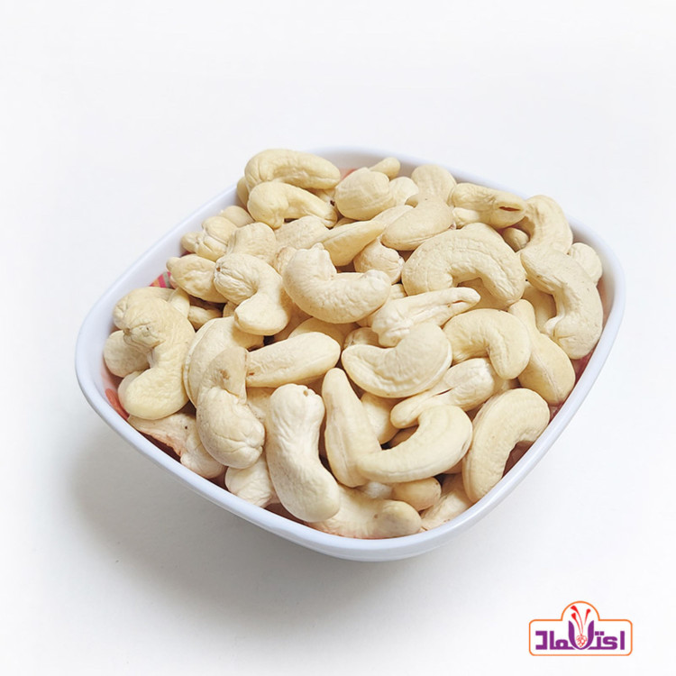 بادام هندی خام اعلا یک کیلویی اعتماد تازه و خوشمزه و سالم پک یک کیلویی