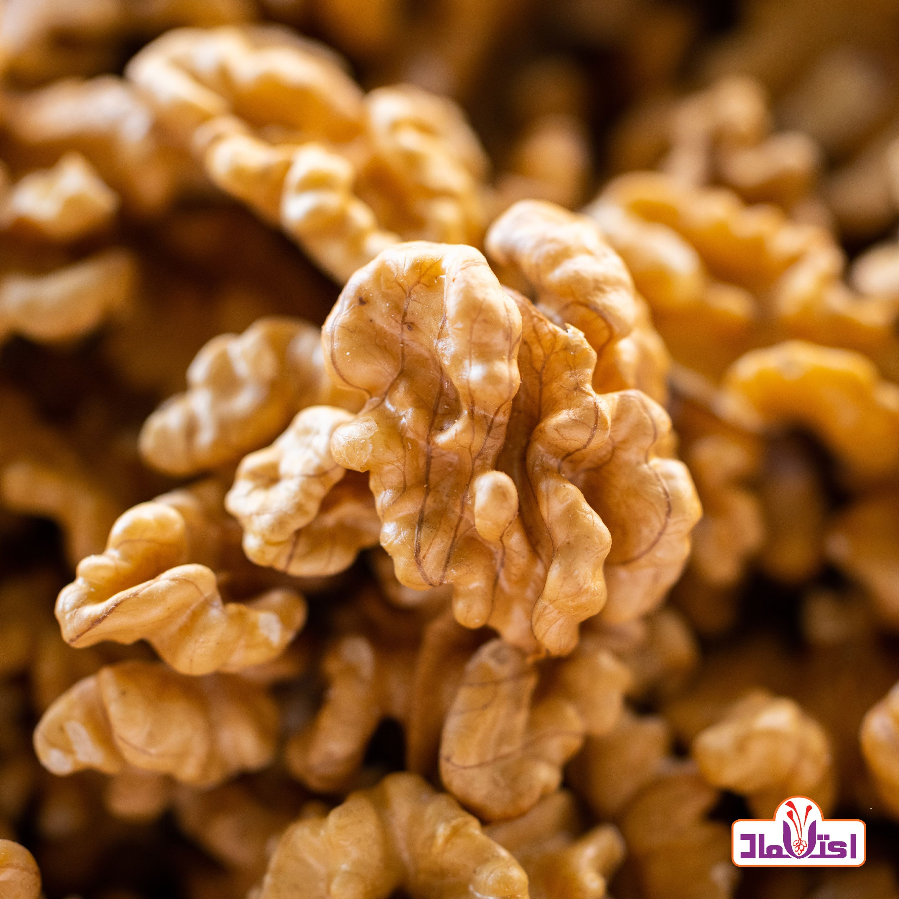 مغز گردو 250 گرمی ایرانی و پرچرب اعتماد خوش رنگ و تازه