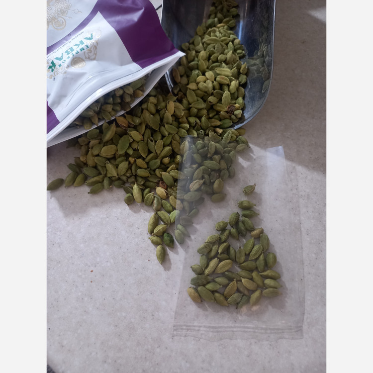 هل اکبر بنفش عالی و برتر غیر پلمب (10گرم)