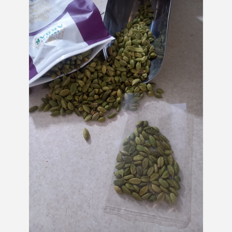 هل اکبر بنفش عالی و برتر غیر پلمب (25 گرم)