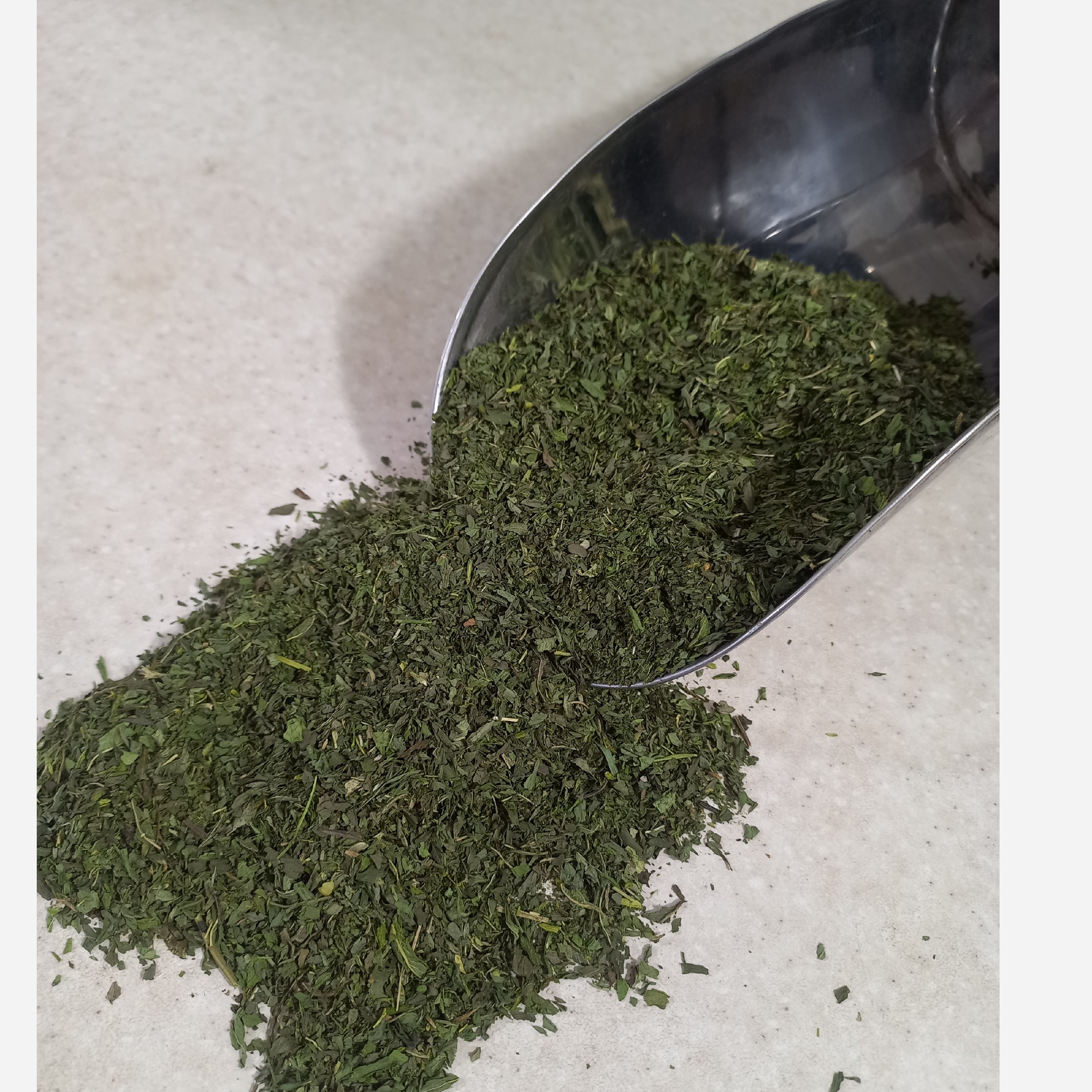 نعنا خشک بلغور با عطر عالی (نیم کیلو)