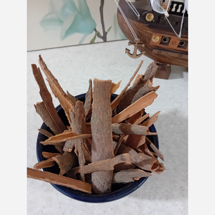 چوب دارچین اعلا درجه یک (250گرم)