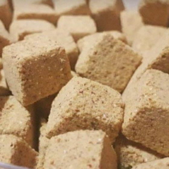 قند قهوه ای نیشکر پرسی خشک فدک (500گرم)
