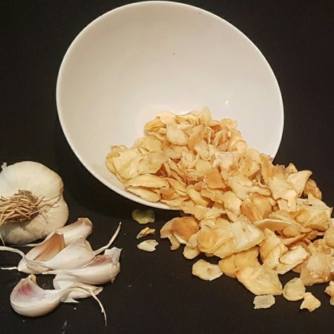 سیر پرک شده طبیعی ممتاز فدک (100گرم)