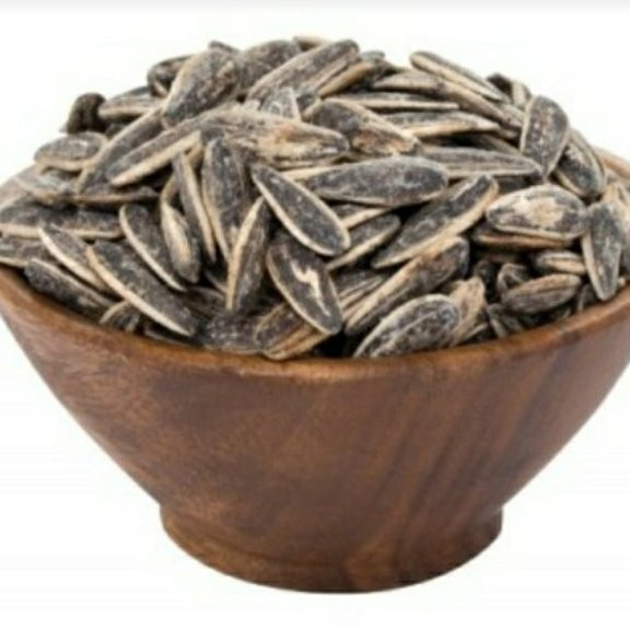 تخمه آفتابگردان استخوانی 5ستاره فدک (250گرم)
