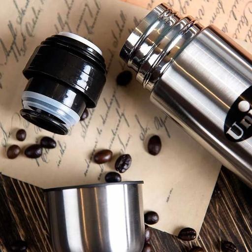 فلاسک استیل نیم لیتری طرح یونیک کاوردار
