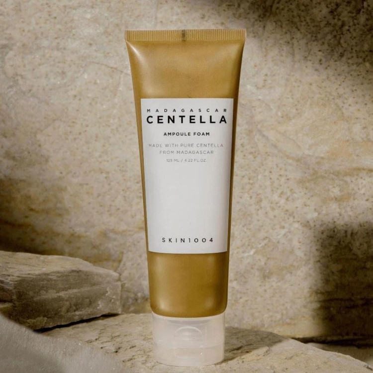 روغن پاک کننده اسکین 1004 مدل Centella مناسب انواع پوست حجم 200 میلی لیتر به همراه فوم پاک کننده اسکین 1004 مدل Cente...
