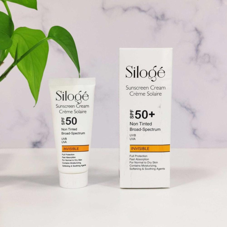 کرم ضد آفتاب بدون رنگ سیلوژه SPF 50 مدل NON TINTED 50+ INVISIBLE مناسب پوست های نرمال تا خشک حجم 40 میلی لیتر