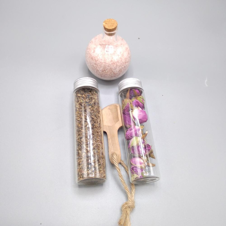 نمک حمام رز گلد مدل ROSE & LAVENDER وزن 1000 گرم