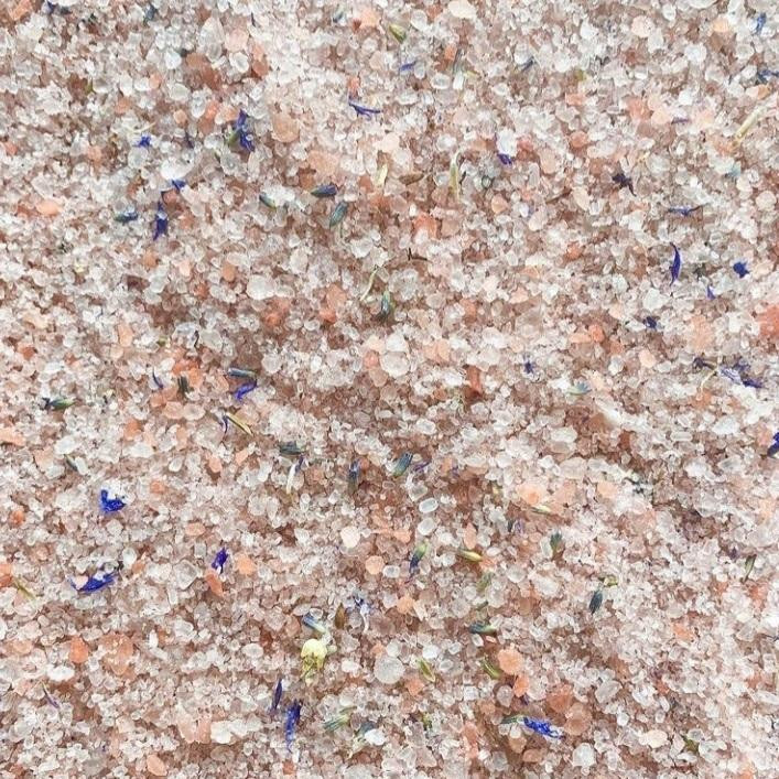 نمک حمام رز گلد مدل اسطوخودوس LAVENDER وزن 650 گرم